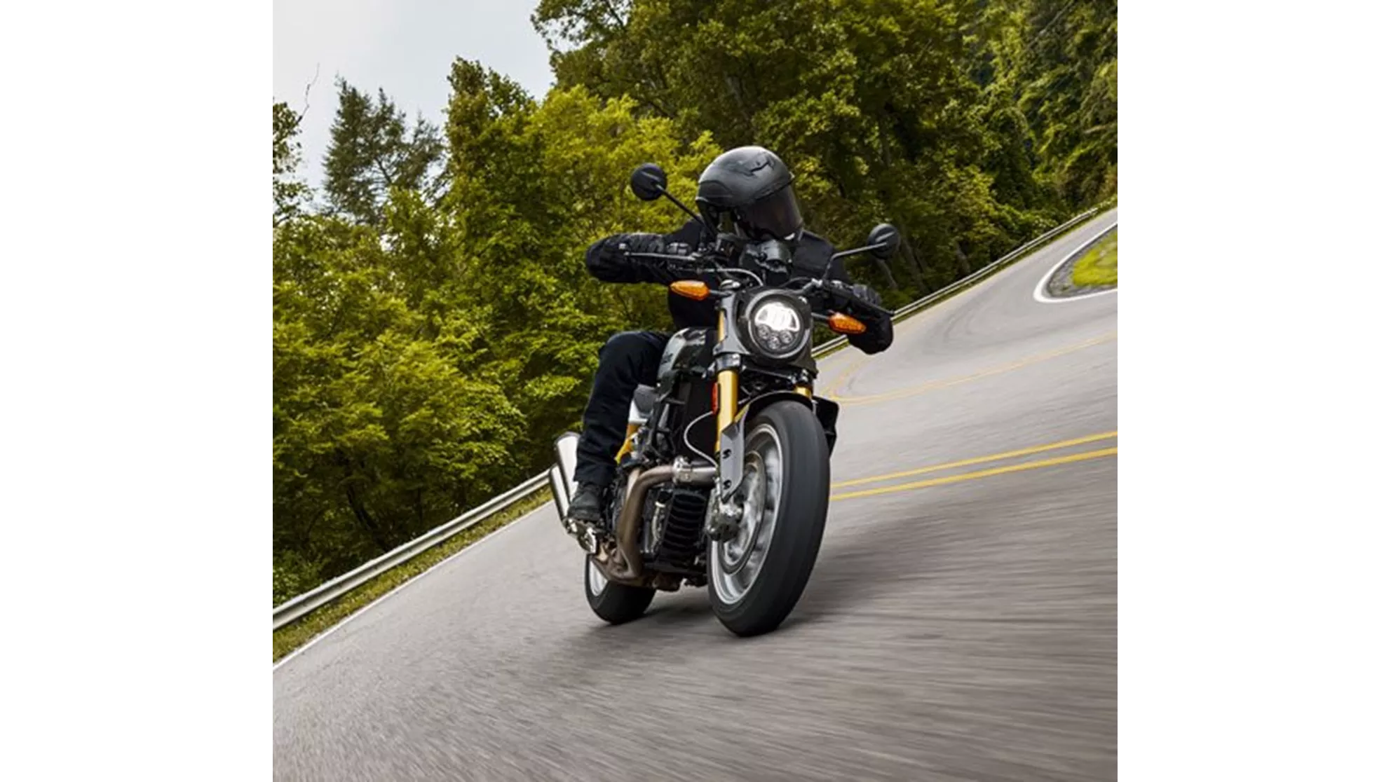 Indian FTR R Carbon - Image 3 Indian FTR R Carbon - Image 3