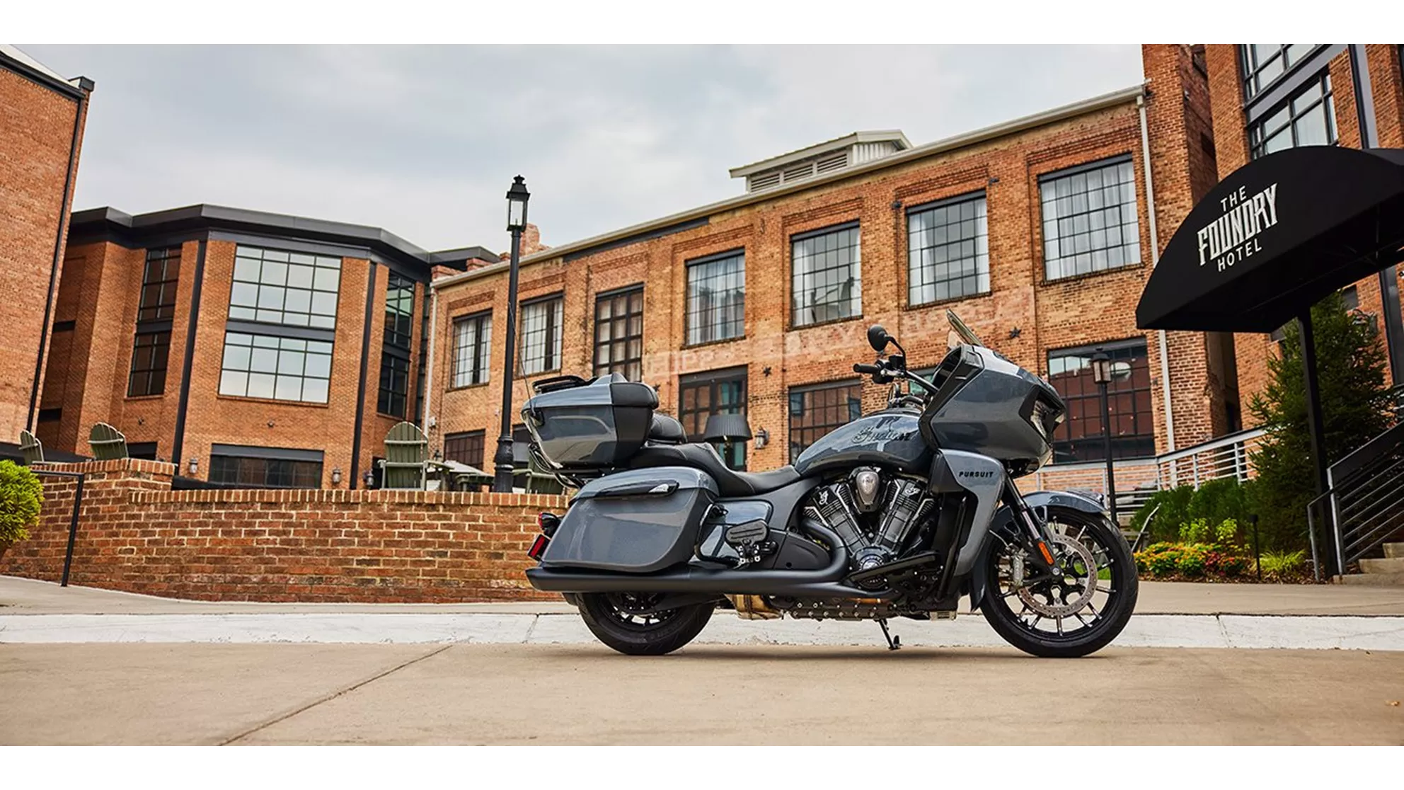 Indian Pursuit Dark Horse - Image 7 Indian Pursuit Dark Horse - Image 7