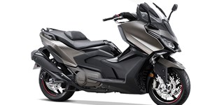 Kymco AK 550i ABS PREMIUM 2023 vs Yamaha TMAX 2018