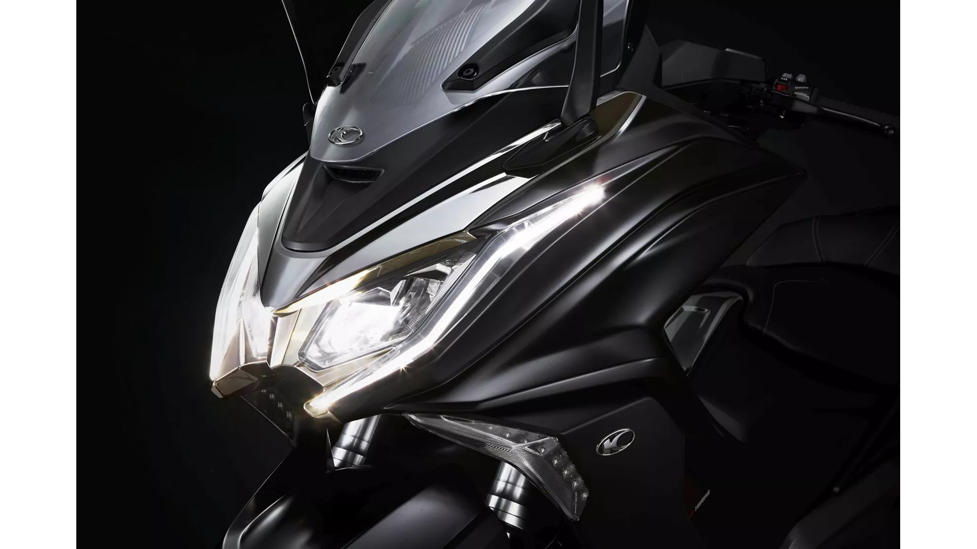 Kymco AK 550i ABS - Image 16 Kymco AK 550i ABS - Image 16