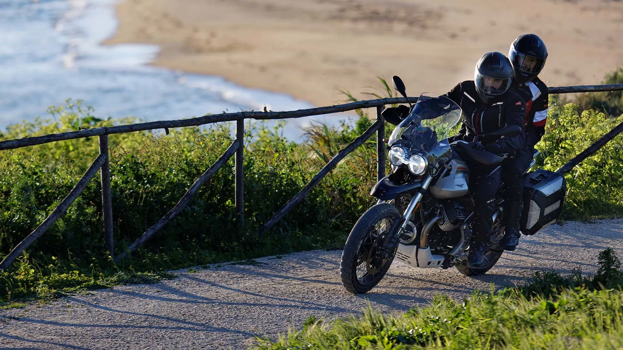 Moto Guzzi V85 TT Travel - Image 4 Moto Guzzi V85 TT Travel - Image 4