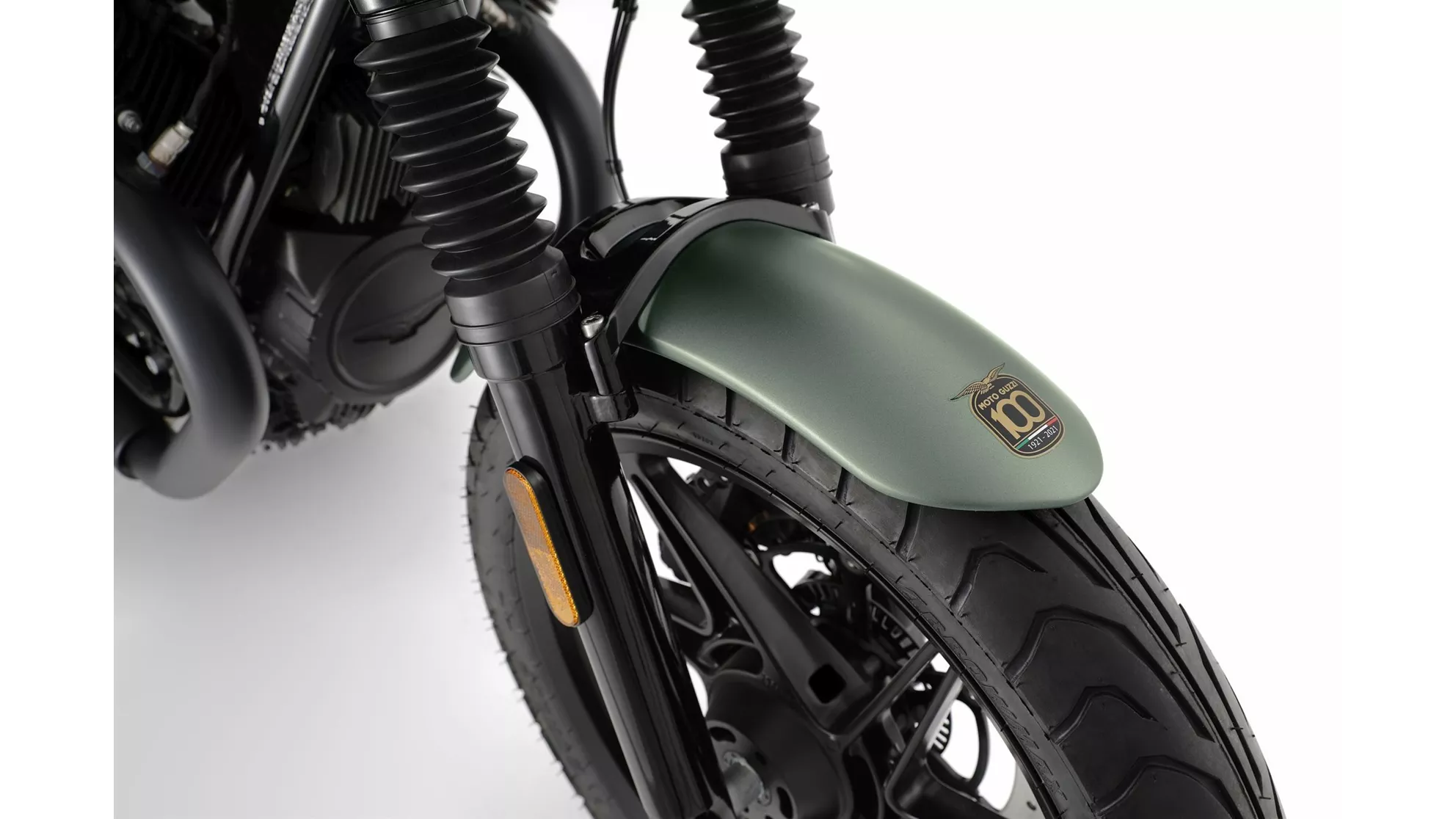 Moto Guzzi V7 Stone Centenario - Resim 6