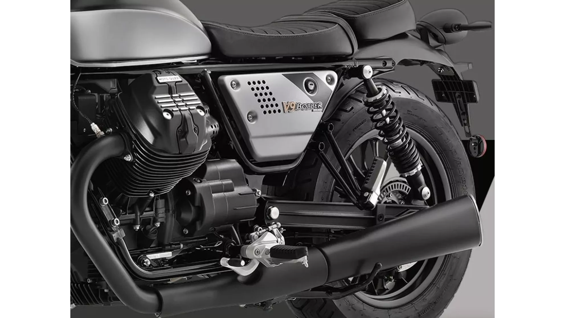 Moto Guzzi V9 Bobber Centenario - Kép 3