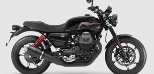 Ducati Scrambler 1100 Tribute PRO 2023 vs Moto Guzzi V7 Stone Special Edition 2023