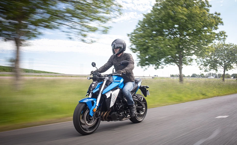 Suzuki GSX-S950 Bild 2: Suzuki GSX-S950