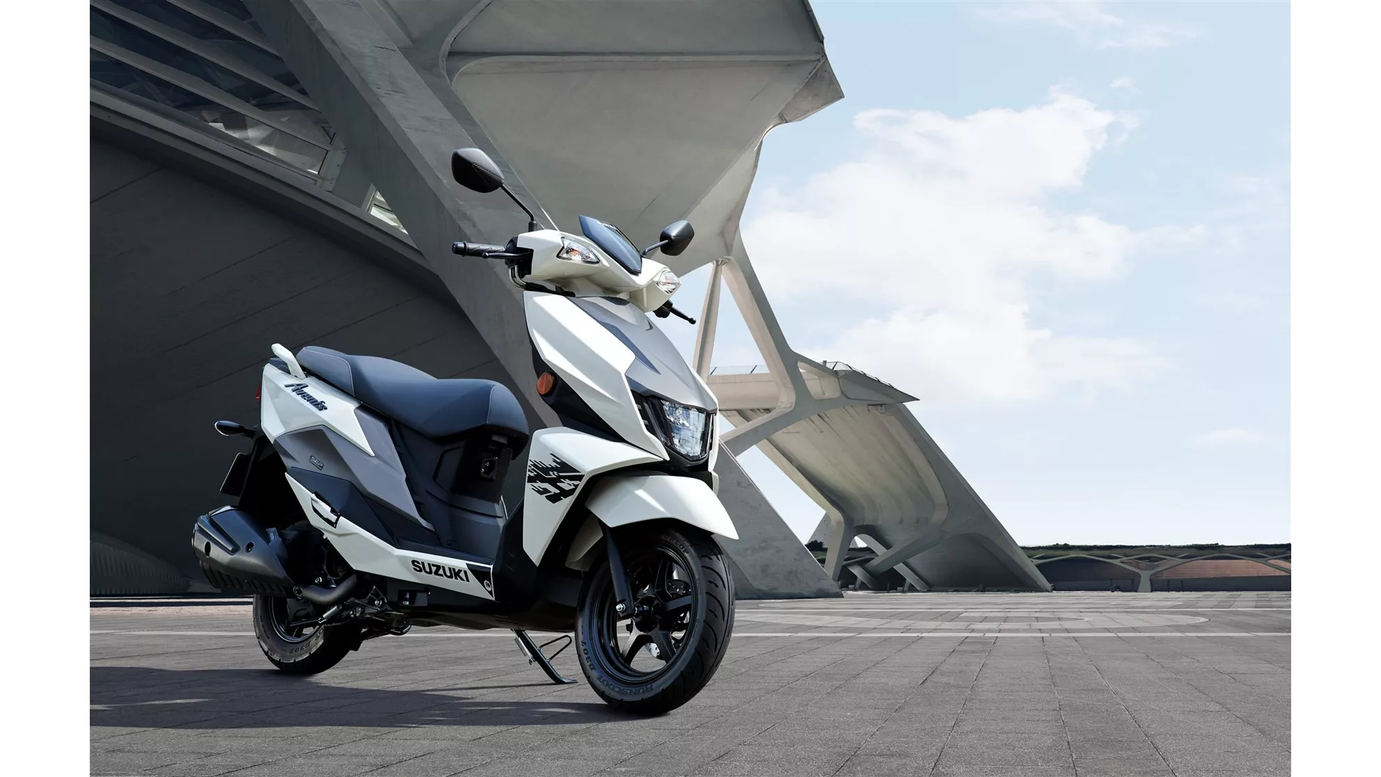 Suzuki Avenis 125 - Image 1 Suzuki Avenis 125 - Image 1