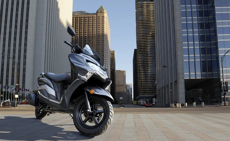 Suzuki Burgman Street 125EX Bild 8: Suzuki Burgman Street 125EX
