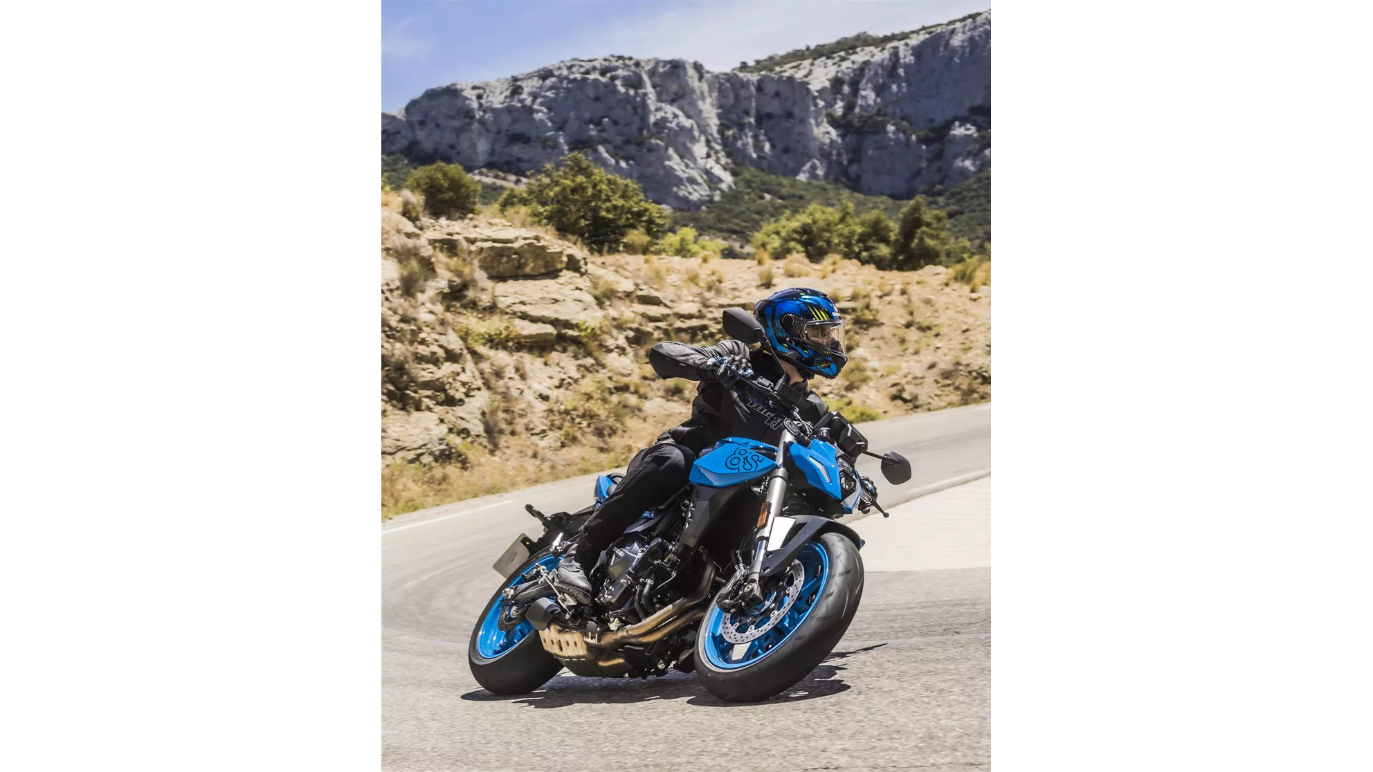 Suzuki GSX-8S - Image 11 Suzuki GSX-8S - Image 11