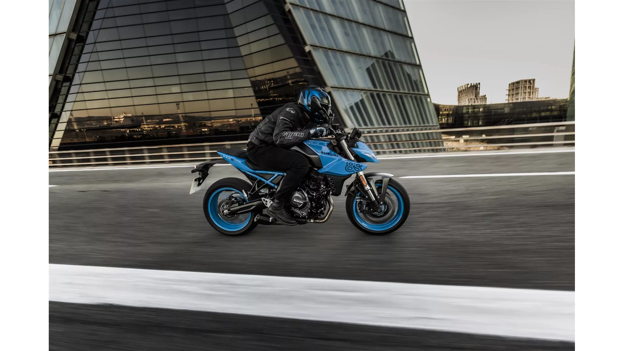 Suzuki GSX-8S - Image 20 Suzuki GSX-8S - Image 20