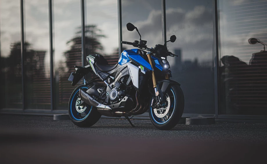 Suzuki GSX-S1000 Bild 2: Suzuki GSX-S1000