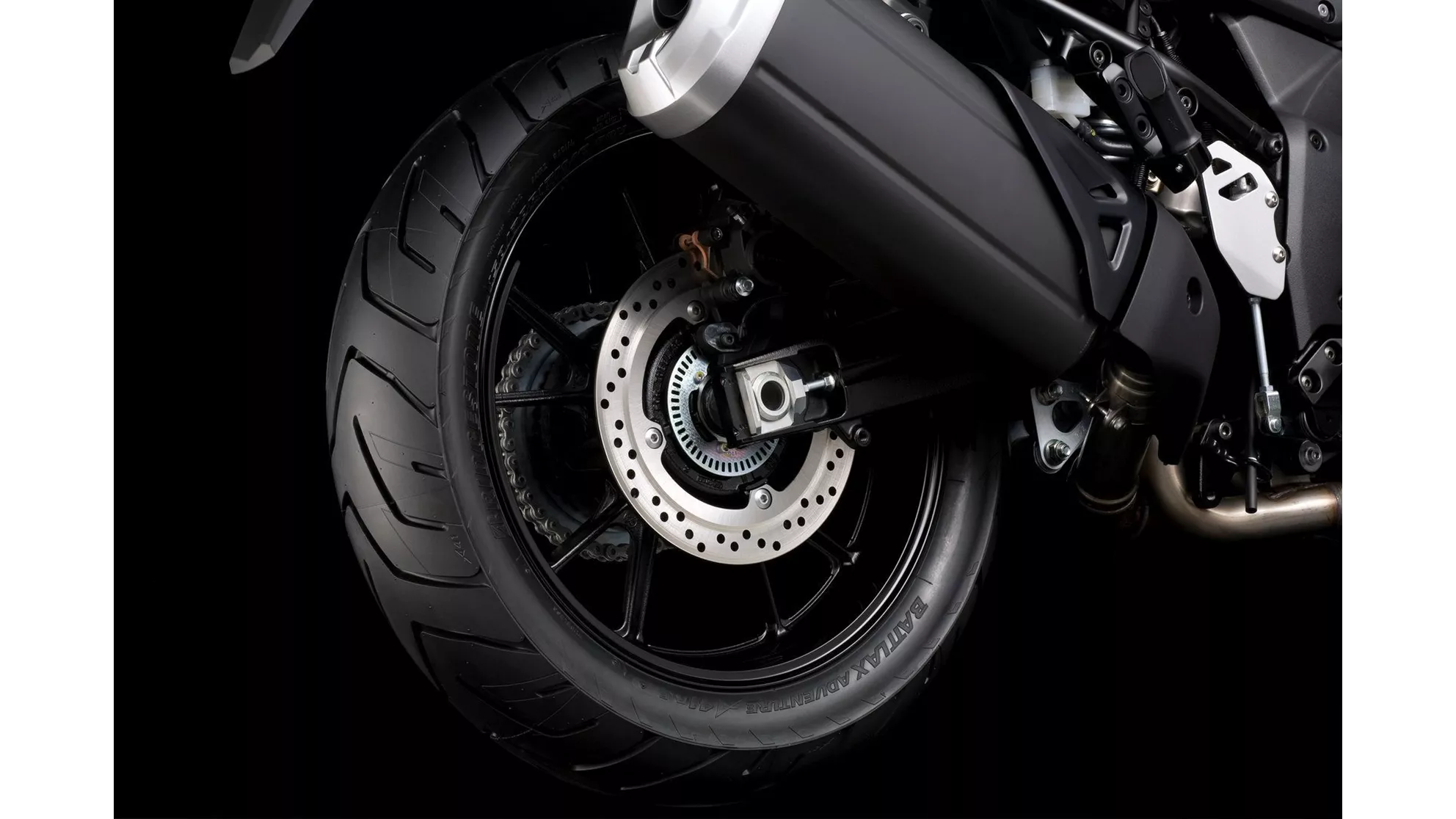 Suzuki V-Strom 1050 - Image 8 Suzuki V-Strom 1050 - Image 8