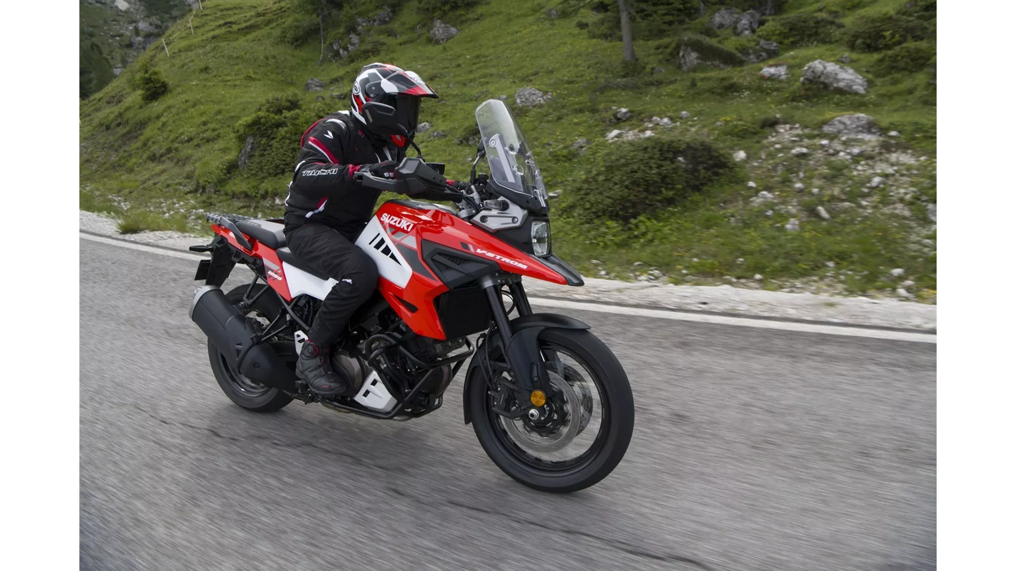 Suzuki V-Strom 1050 XT - Image 19 Suzuki V-Strom 1050 XT - Image 19
