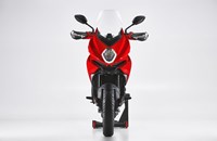 MV Agusta Turismo Veloce 800 Rosso 2023 - Bild 4