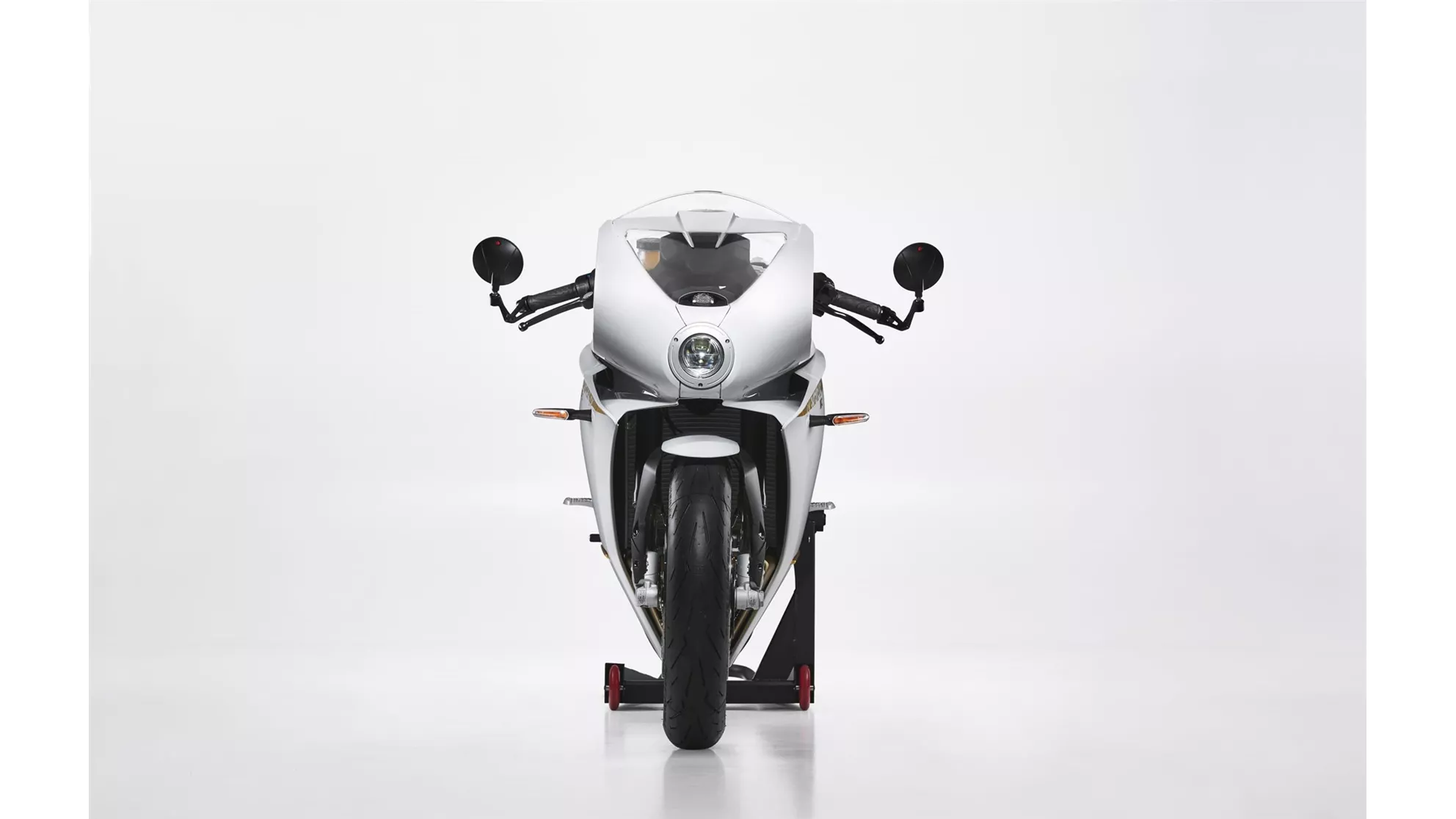 MV Agusta Superveloce 800 S - Image 1 MV Agusta Superveloce 800 S - Image 1