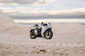 MV Agusta Superveloce 800 S 2023 - Bild 13 MV Agusta Superveloce 800 S 2023 - Bild 13