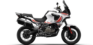 BMW R 1300 GS 2024 vs MV Agusta Lucky Explorer 5.5 2023