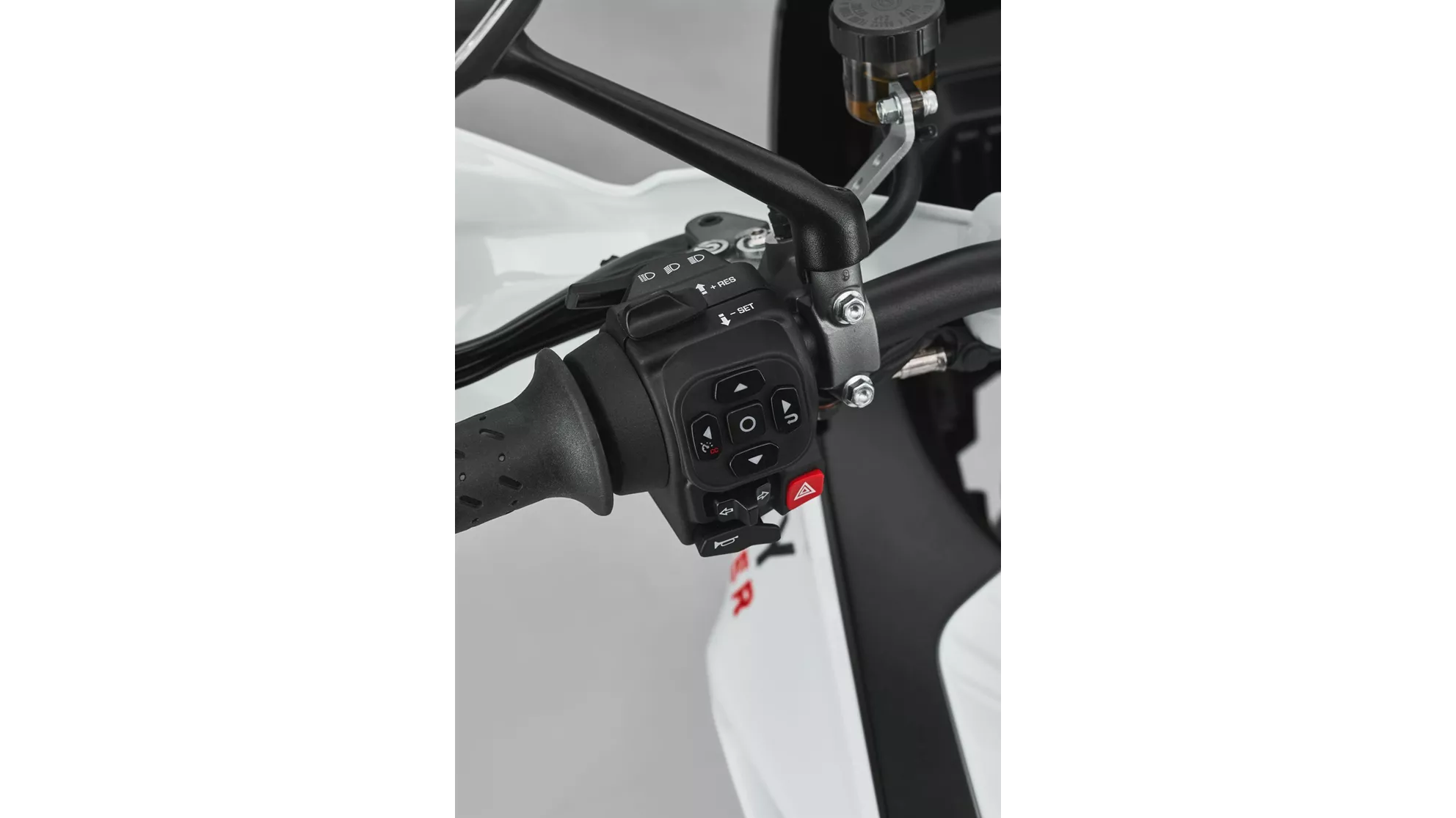 MV Agusta Lucky Explorer 9.5 - Image 8 MV Agusta Lucky Explorer 9.5 - Image 8