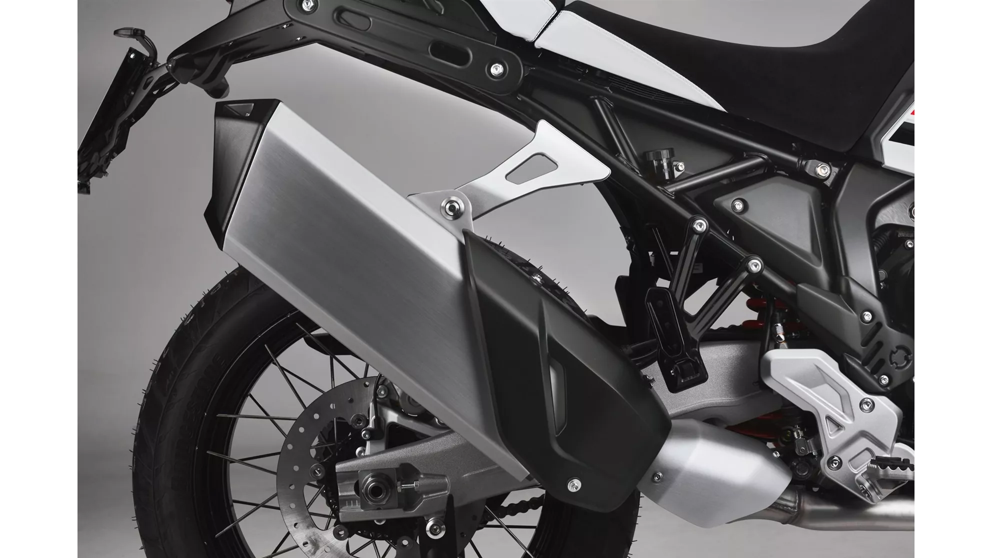 MV Agusta Lucky Explorer 9.5 - Image 11 MV Agusta Lucky Explorer 9.5 - Image 11