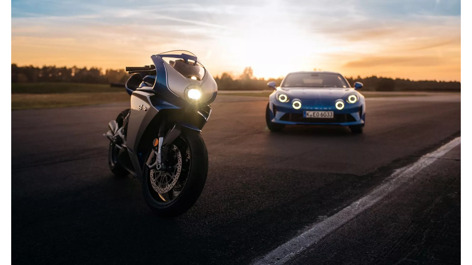 MV Agusta Superveloce Alpine - Image 6 MV Agusta Superveloce Alpine - Image 6