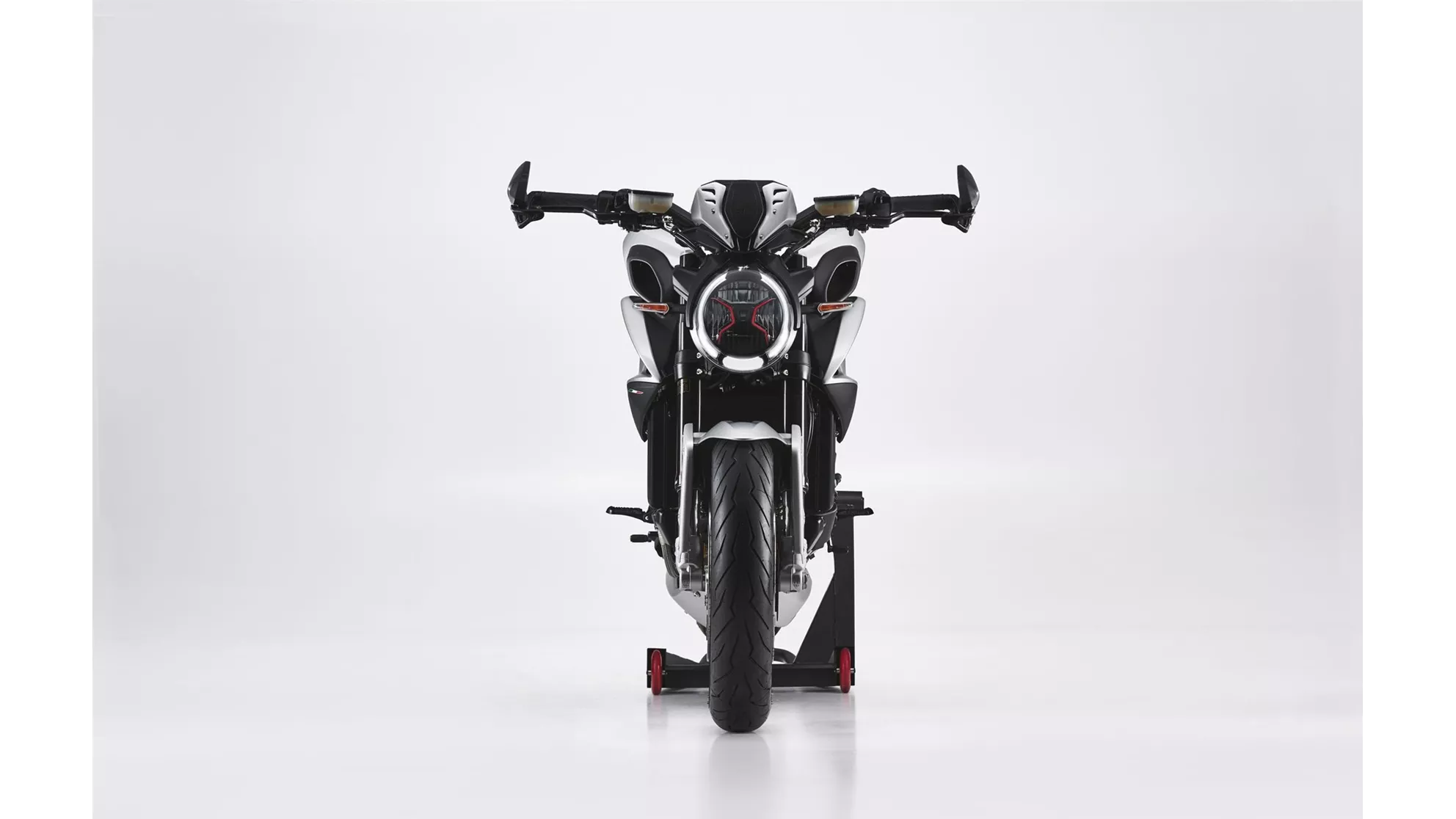 MV Agusta Dragster 800 RR - Image 5 MV Agusta Dragster 800 RR - Image 5