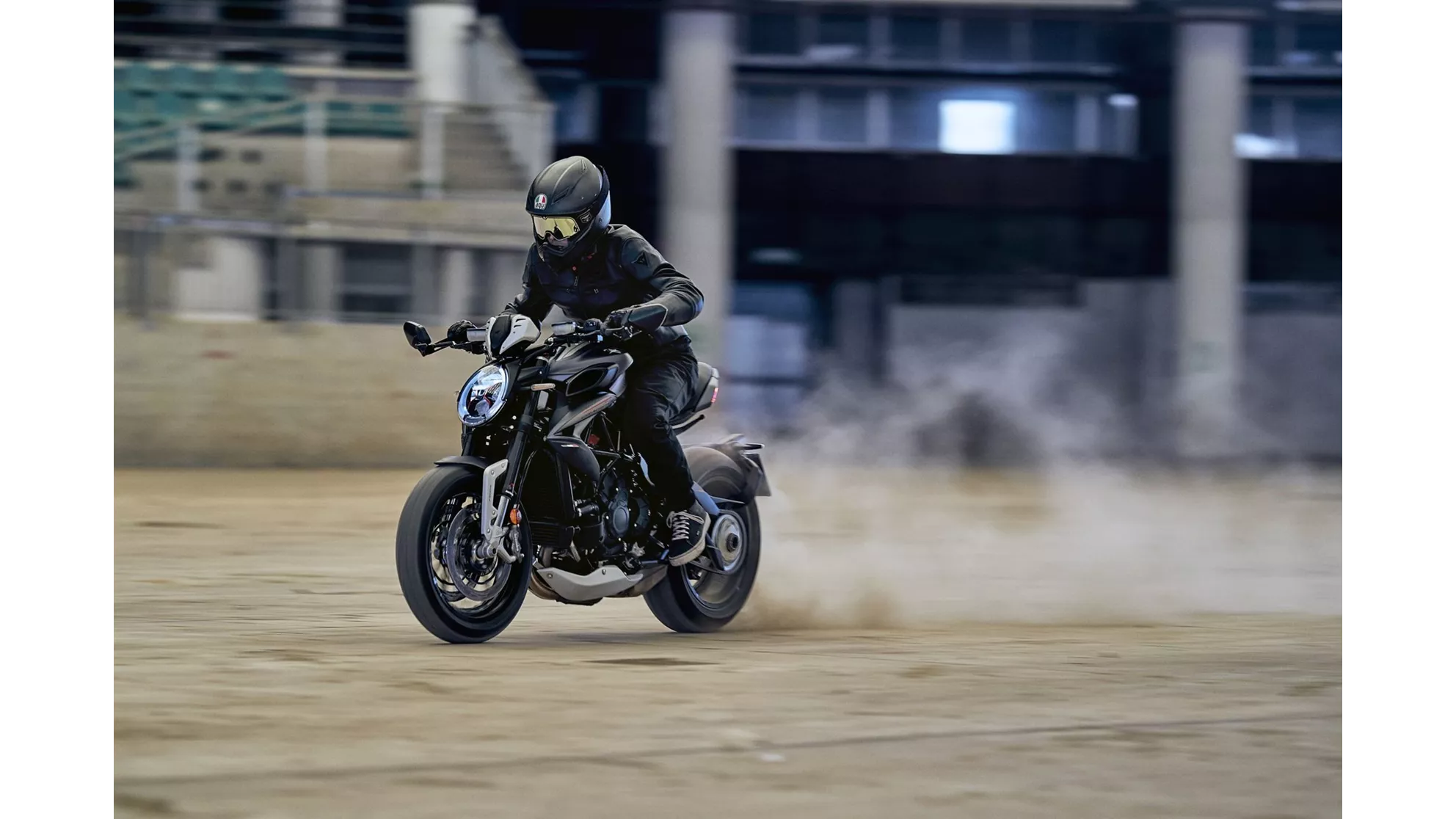 MV Agusta Dragster 800 RR - Image 7 MV Agusta Dragster 800 RR - Image 7