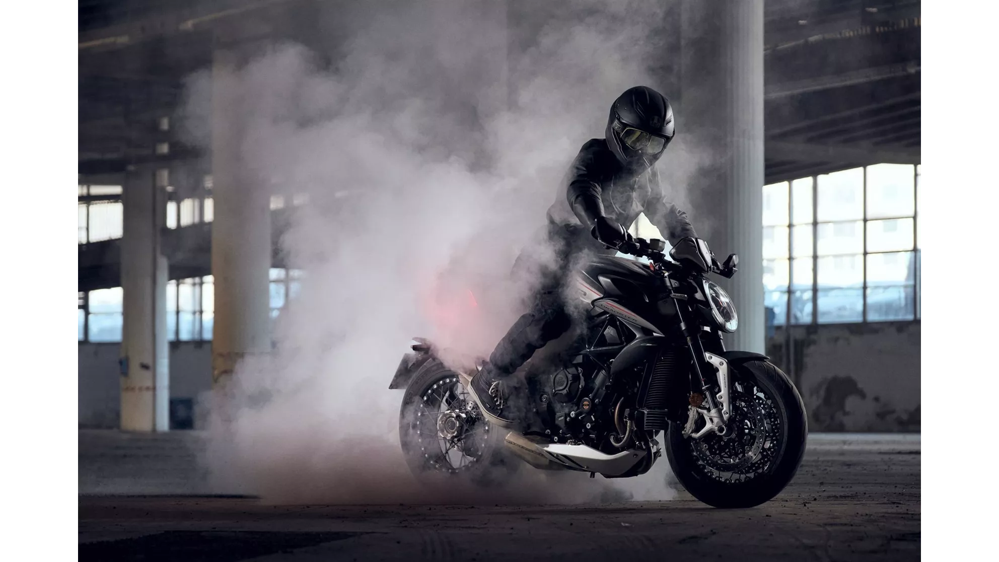 MV Agusta Dragster 800 RR - Image 15 MV Agusta Dragster 800 RR - Image 15