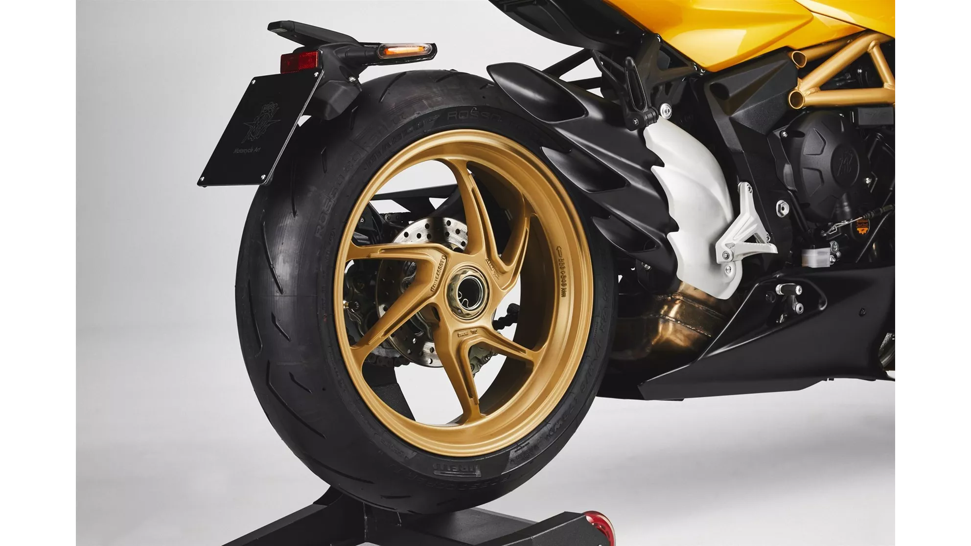 MV Agusta Superveloce 800 - Image 8 MV Agusta Superveloce 800 - Image 8