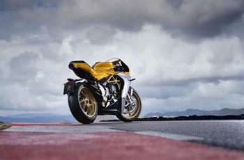 MV Agusta Superveloce 800 2023 - Bild 13