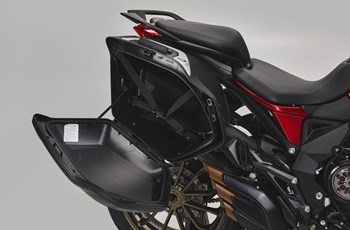 MV Agusta Turismo Veloce 800 Lusso SCS 2023 - Bild 10 MV Agusta Turismo Veloce 800 Lusso SCS 2023 - Bild 10