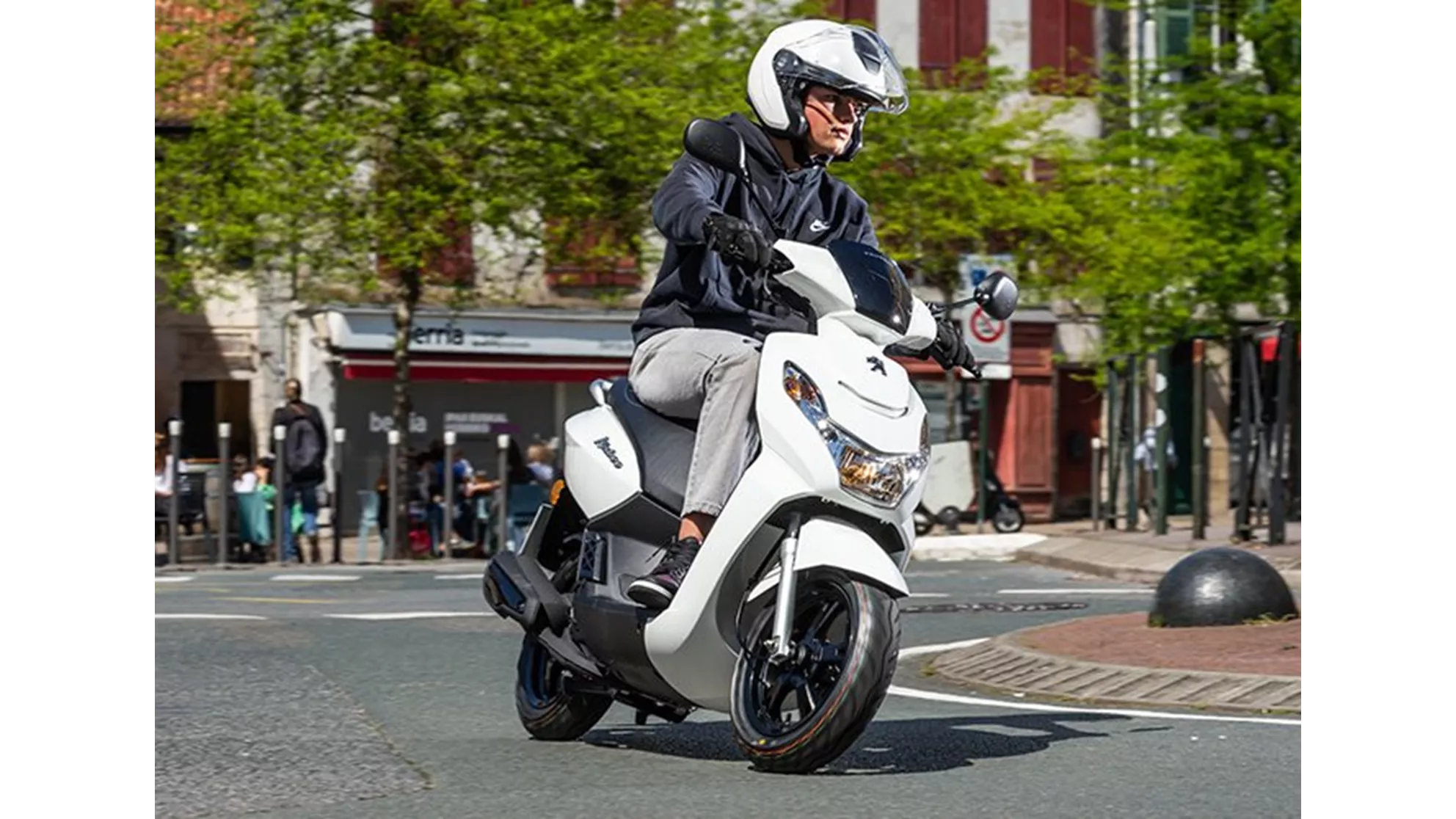 Peugeot Kisbee 50 4T Active - Image 12 Peugeot Kisbee 50 4T Active - Image 12