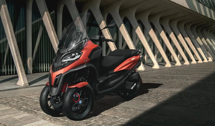 Piaggio MP3 400 Sport Bild 2: Piaggio MP3 400 Sport