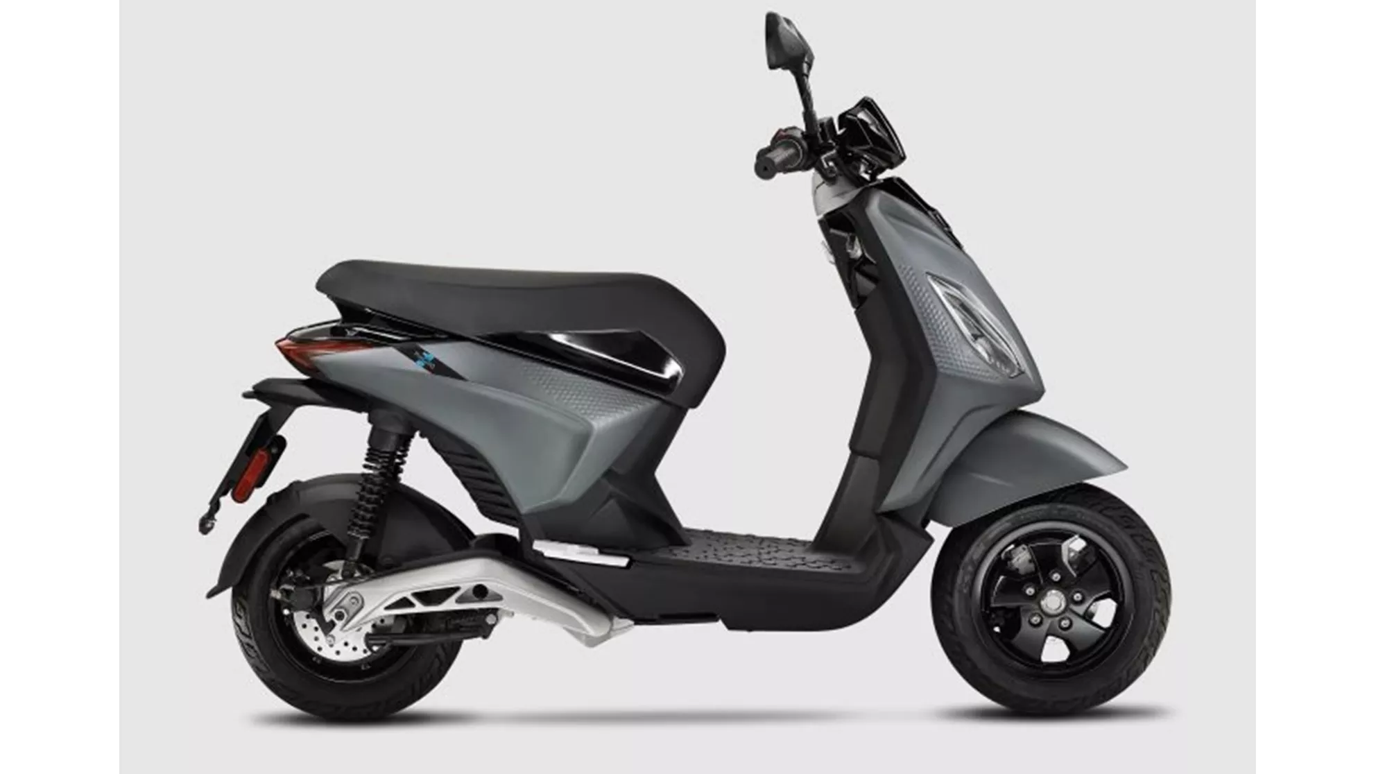 Piaggio 1 - Image 2 Piaggio 1 - Image 2