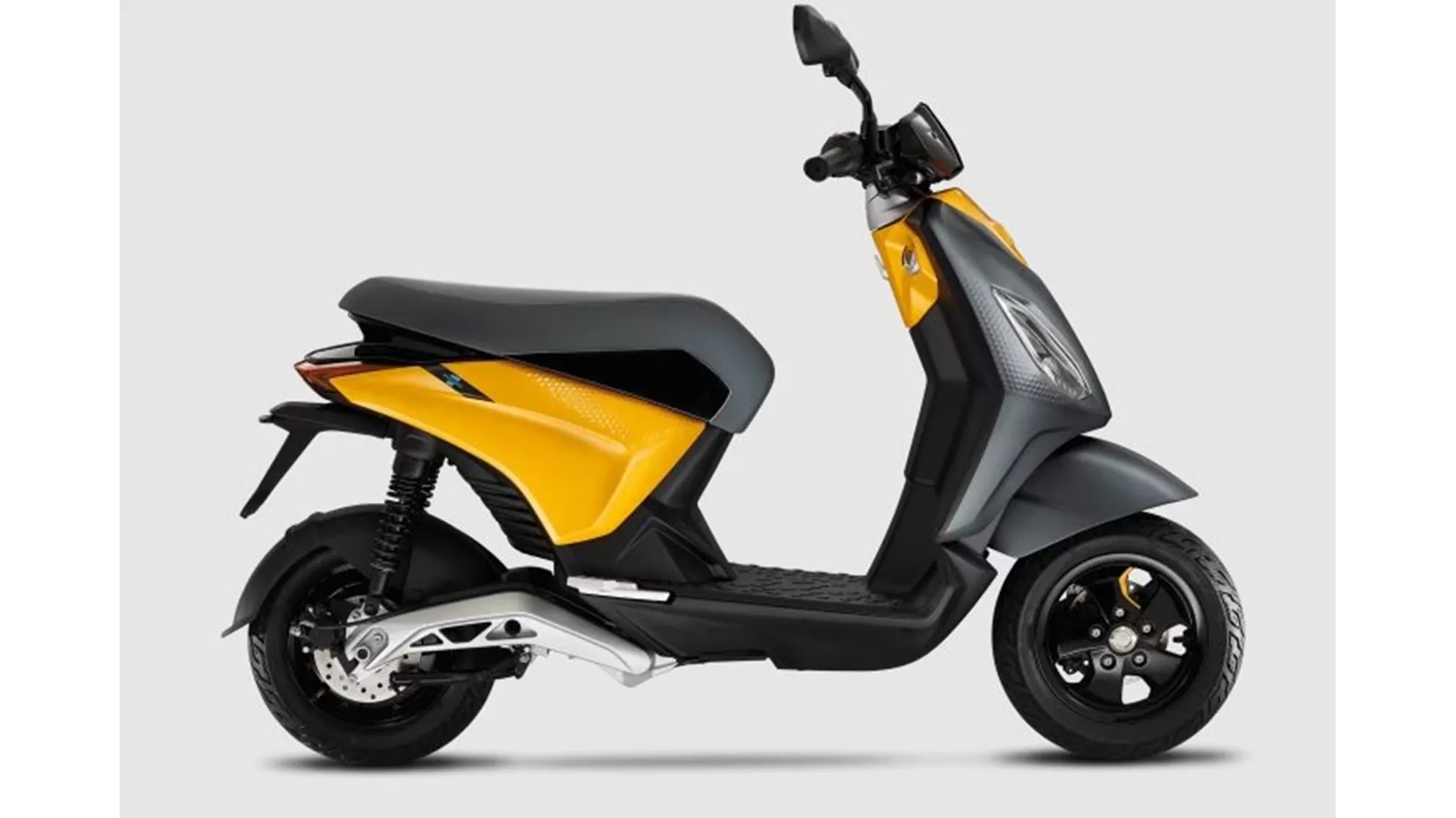 Piaggio 1 - Image 4 Piaggio 1 - Image 4