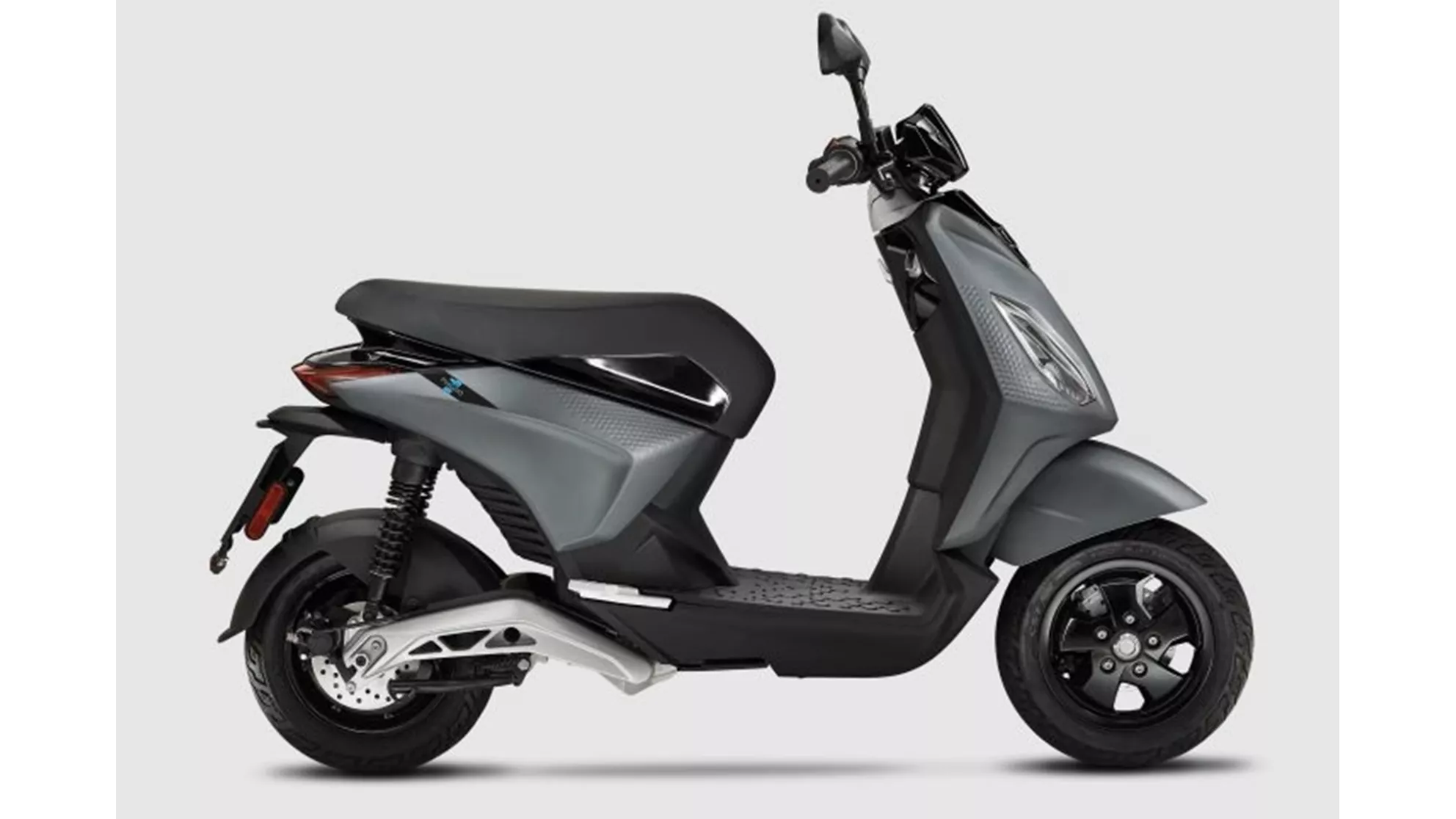 Piaggio 1 + - Image 4 Piaggio 1 + - Image 4