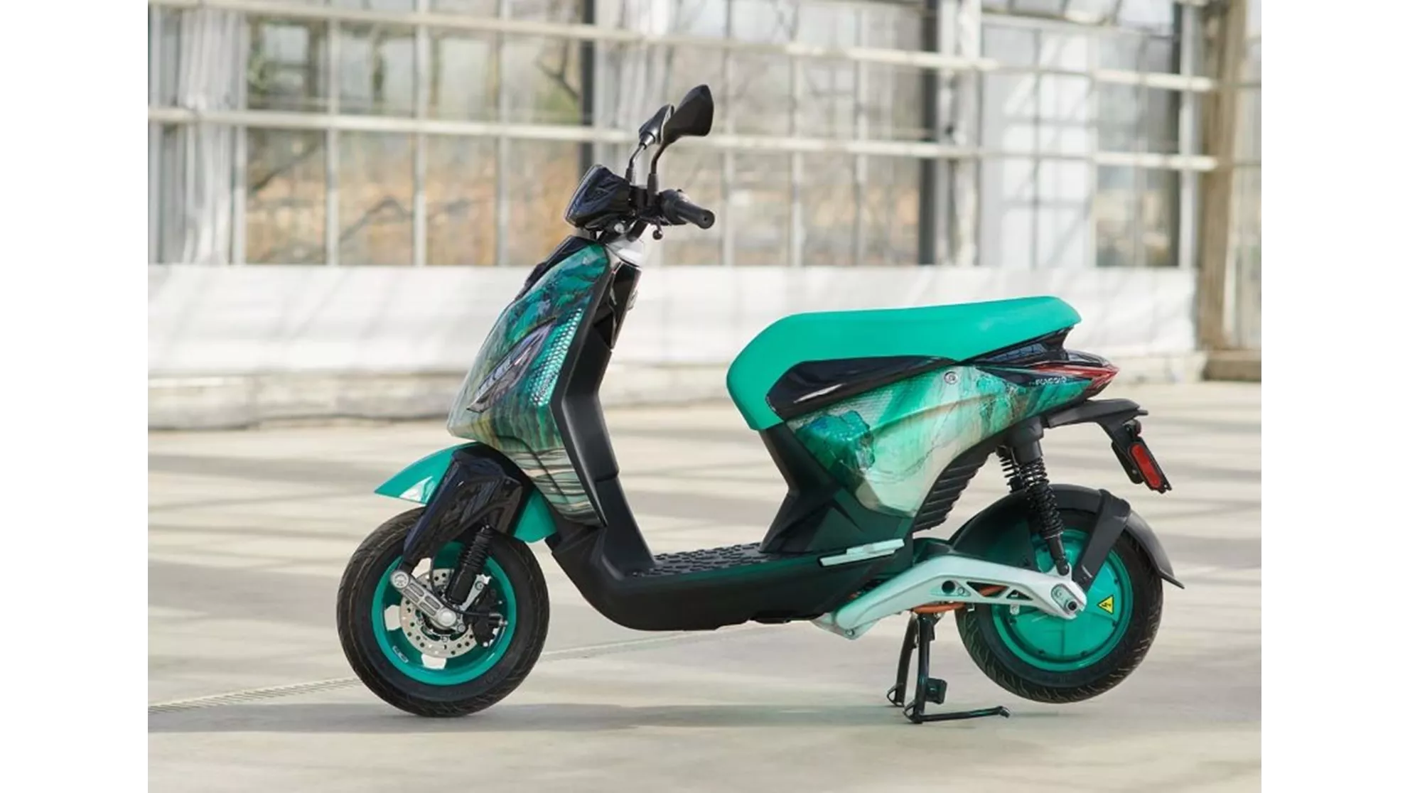 Piaggio 1 FCW - Image 2 Piaggio 1 FCW - Image 2