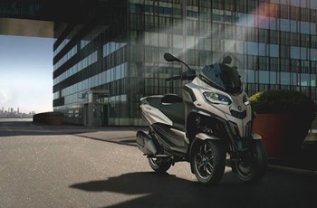 Piaggio MP3 400 2023 - Bild 3 Piaggio MP3 400 2023 - Bild 3