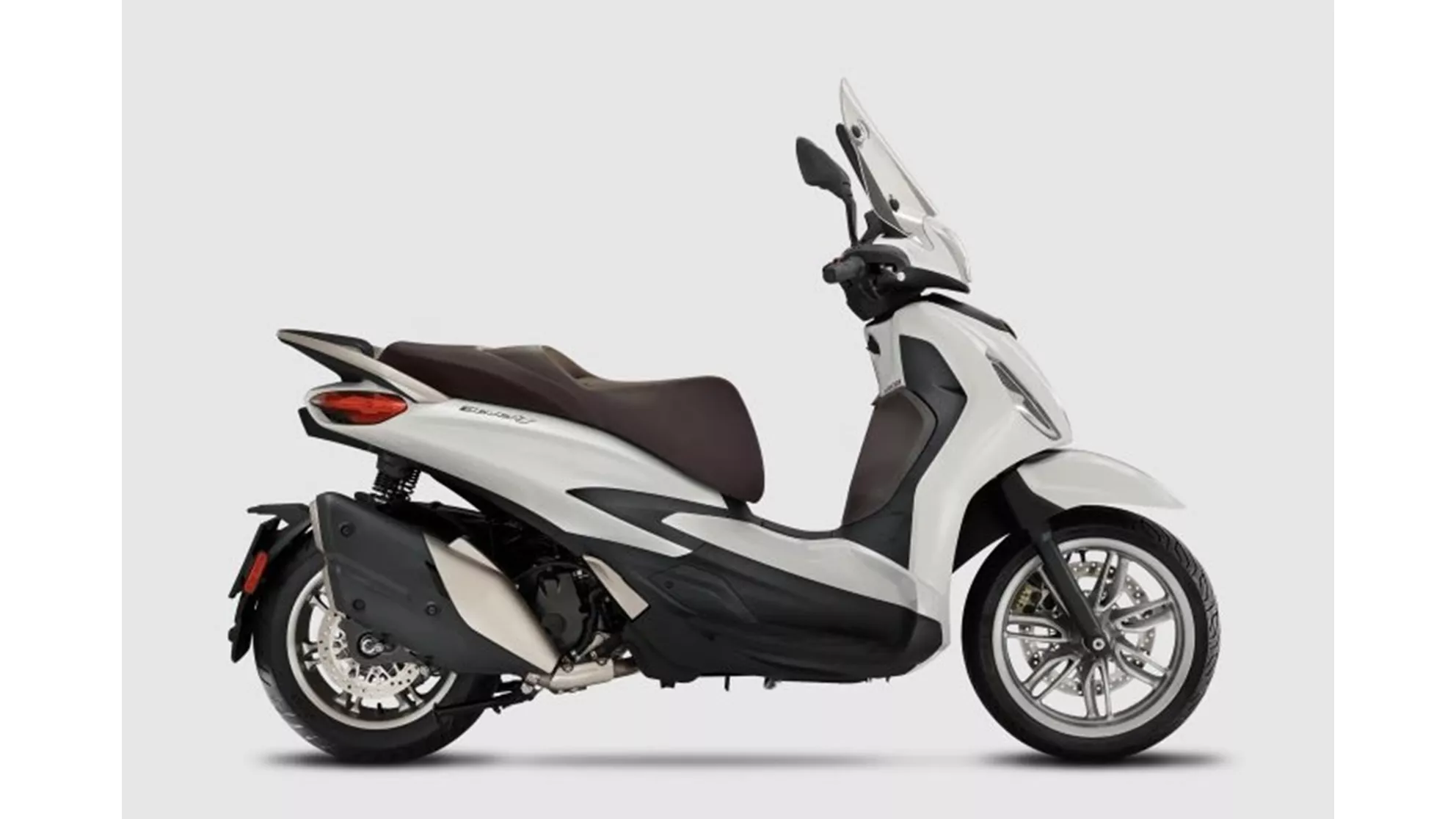 Piaggio Beverly 400 - Image 2 Piaggio Beverly 400 - Image 2