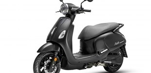 Sym Fiddle 125 E5 2023 vs Vespa LX 125 2009 Sym Fiddle 125 E5 2023 vs Vespa LX 125 2009