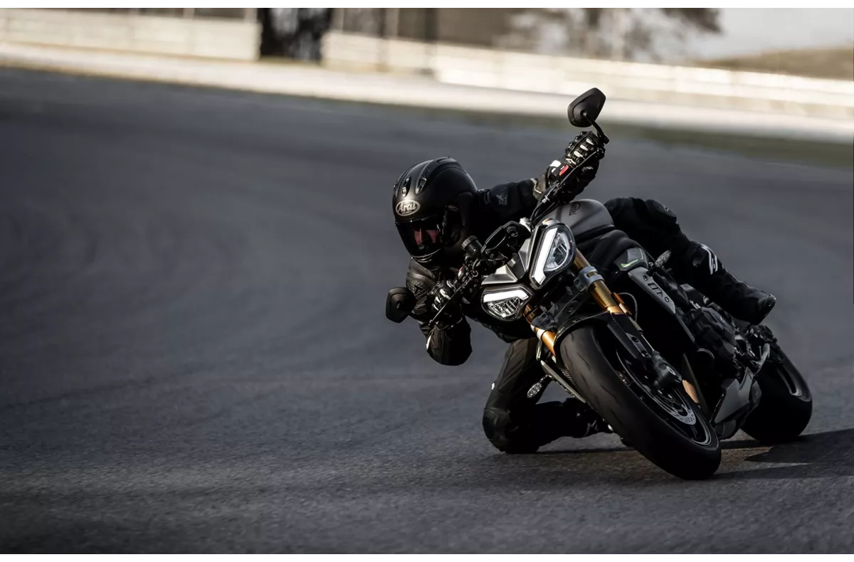Triumph Speed Triple 1200 RS Triumph Speed Triple 1200 RS