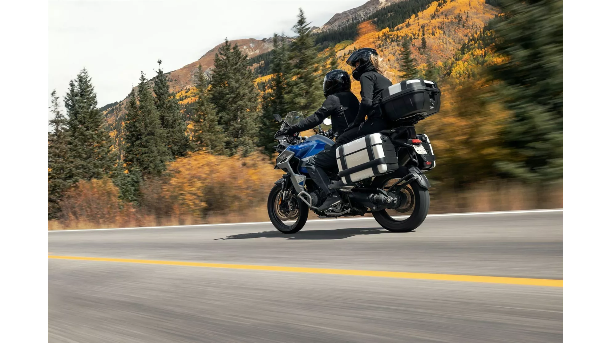 Triumph Tiger 1200 GT Explorer - Image 12 Triumph Tiger 1200 GT Explorer - Image 12