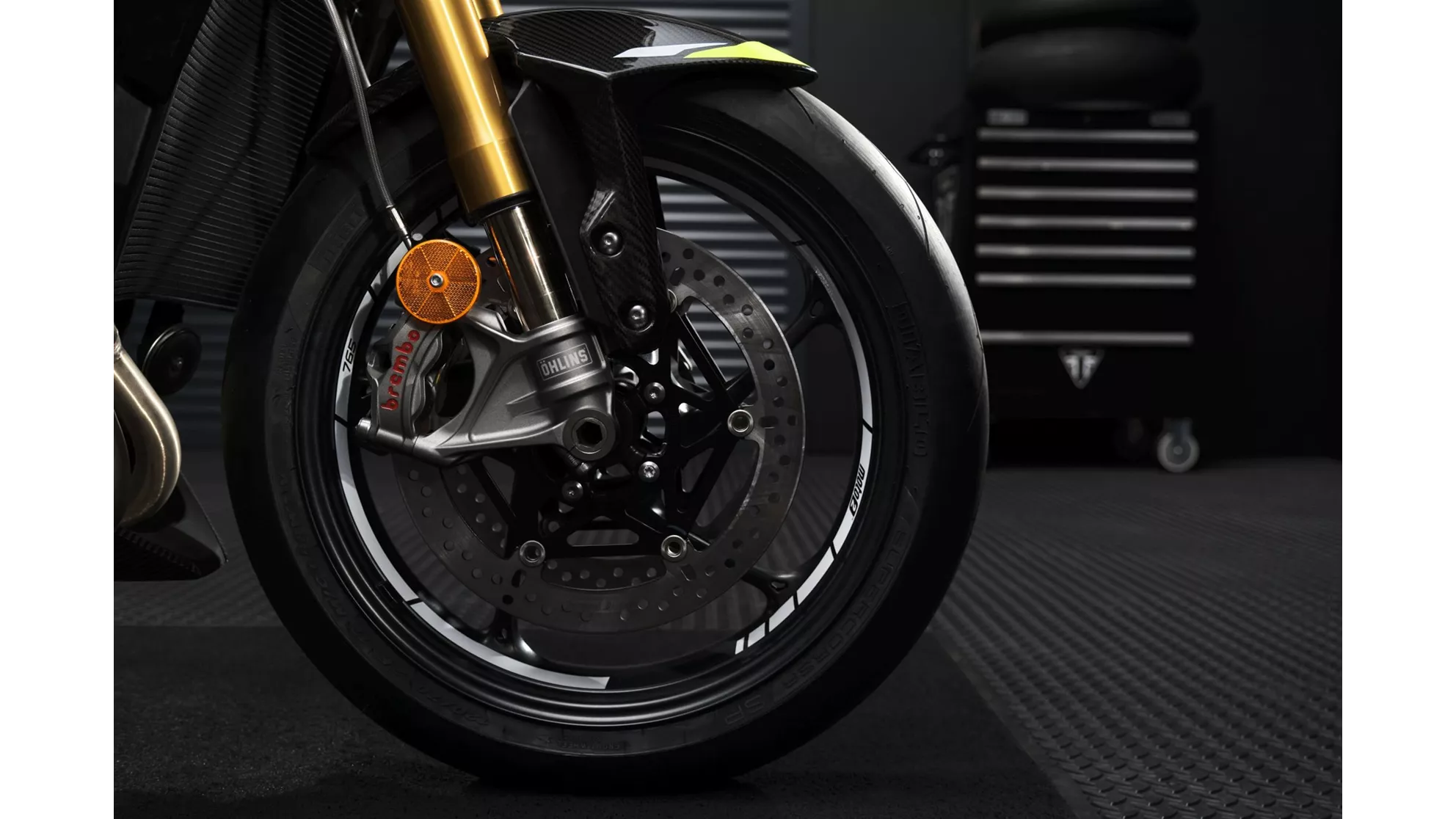 Triumph Street Triple 765 Moto2 Edition - Slika 18