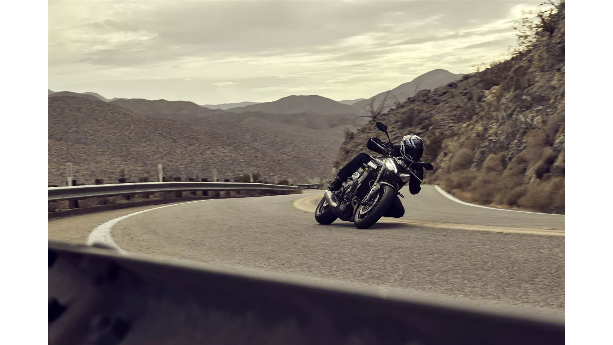 Triumph Street Triple 765 R - Image 12 Triumph Street Triple 765 R - Image 12