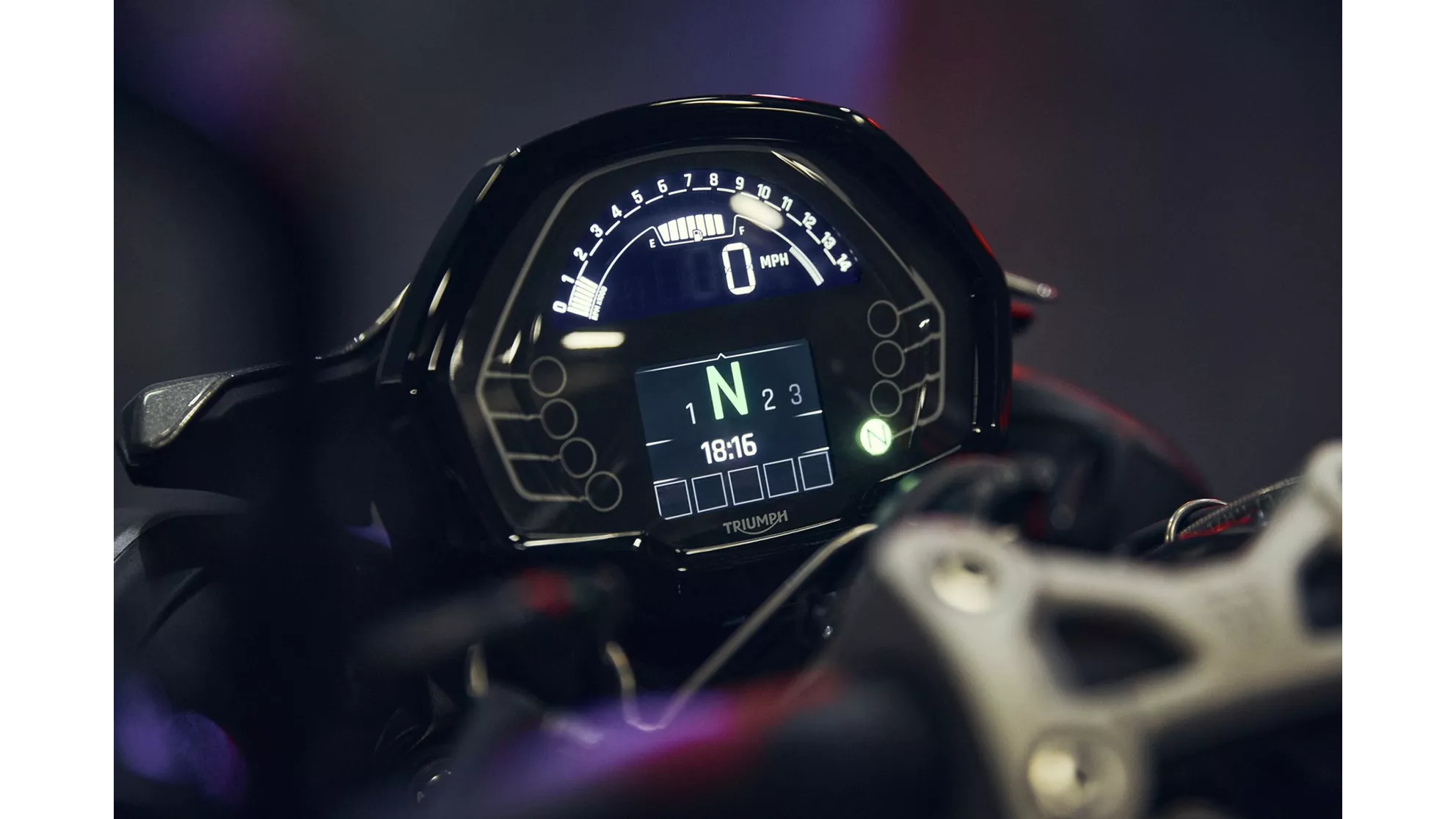 Triumph Street Triple 765 R - Image 2 Triumph Street Triple 765 R - Image 2