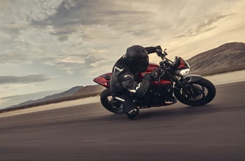 Triumph Street Triple 765 RS 2023 - Bild 17 Triumph Street Triple 765 RS 2023 - Bild 17