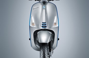 Vespa Elettrica 70 km/h 2023 - Bild 6