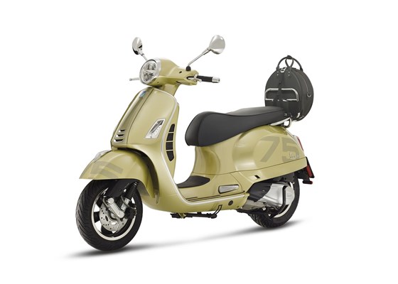 Vespa GTS 300 75th () - Bild 5