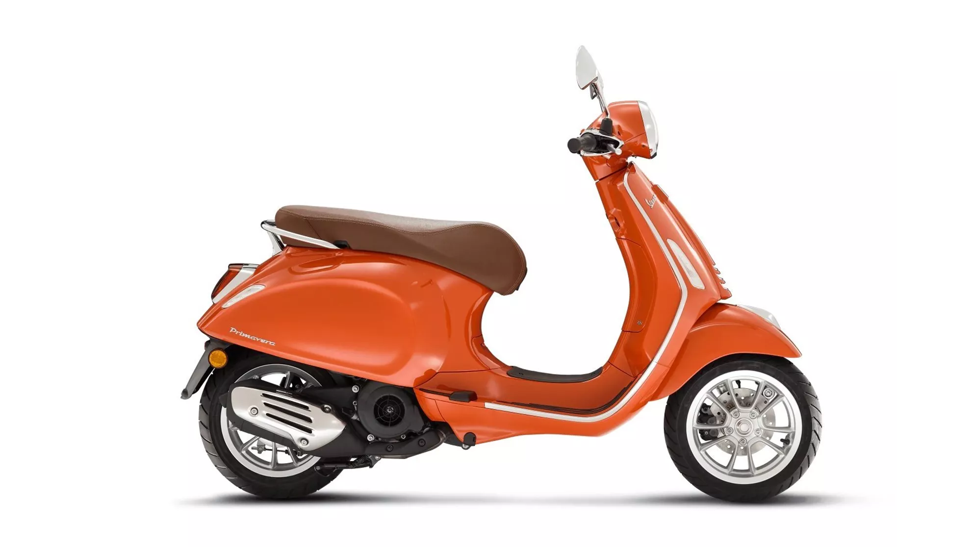 Vespa Primavera 125 - Image 2 Vespa Primavera 125 - Image 2