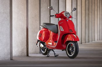 Vespa GTS 300 Super 2023 - Bild 5 Vespa GTS 300 Super 2023 - Bild 5