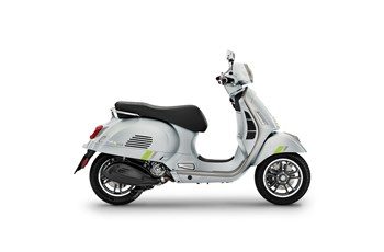 Vespa GTS 300 Super Tech 2023 - Bild 3 Vespa GTS 300 Super Tech 2023 - Bild 3