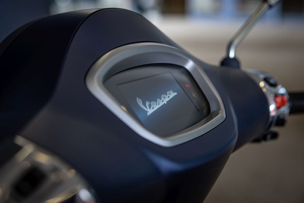 Vespa GTS 300 Super Tech () - Bild 4